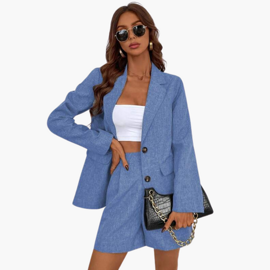 Chic Blazer and Shorts Set for Women – Tailored Two-Piece Suit