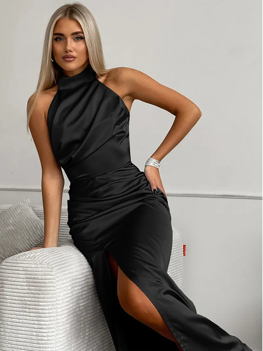 Evrose - Halter-neck Slit Maxi Dress